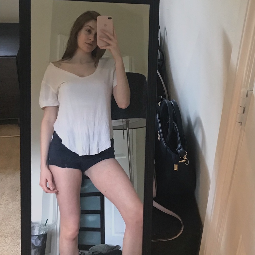 White tee